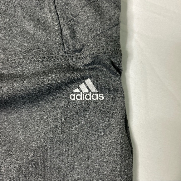 Adidas Pants Womens Medium Gray Activewear Athleisure Elastic Waist Cropped Logo - Picture 2 of 9